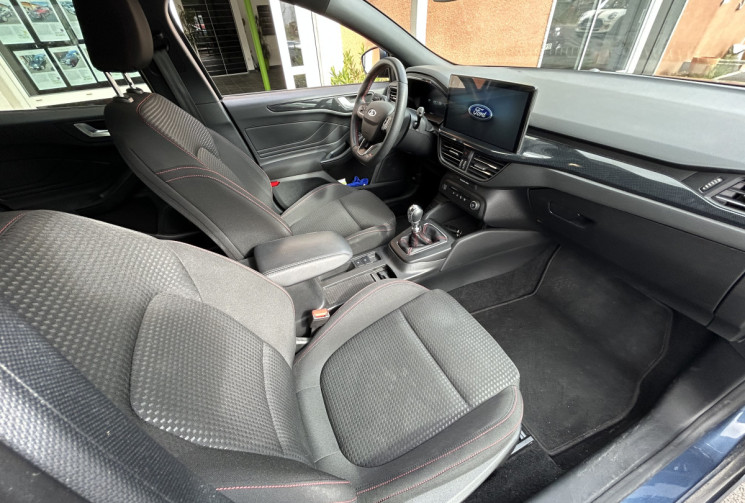 Ford Focus 1.0 Flexfuel/Ethanol E85  125 cv ST-Line Design