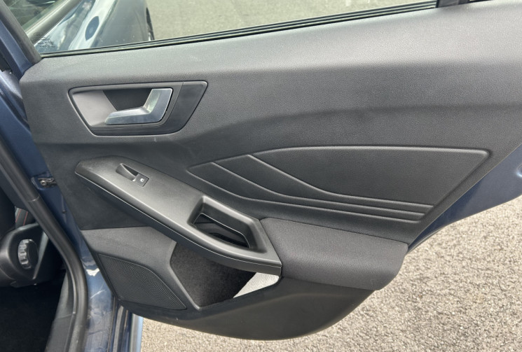 Ford Focus 1.0 Flexfuel/Ethanol E85  125 cv ST-Line Design