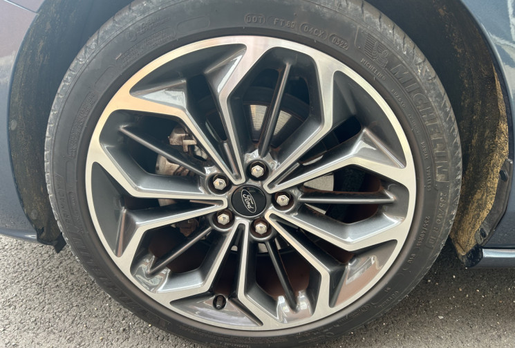 Ford Focus 1.0 Flexfuel/Ethanol E85  125 cv ST-Line Design