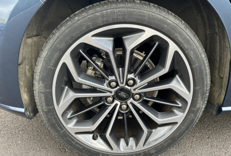 Ford Focus 1.0 Flexfuel/Ethanol E85  125 cv ST-Line Design