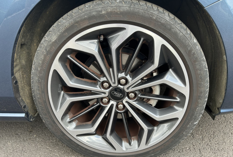 Ford Focus 1.0 Flexfuel/Ethanol E85  125 cv ST-Line Design