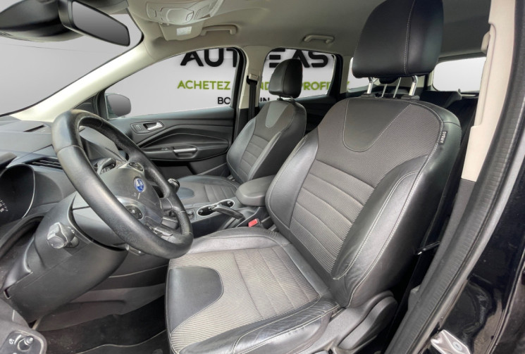 Ford Kuga 2.0 TDCI / 140 CH / TITANIUM