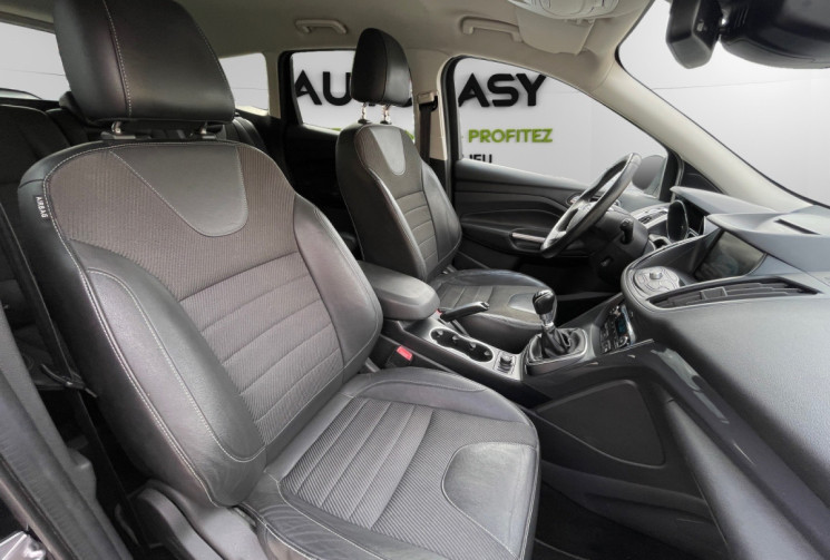Ford Kuga 2.0 TDCI / 140 CH / TITANIUM