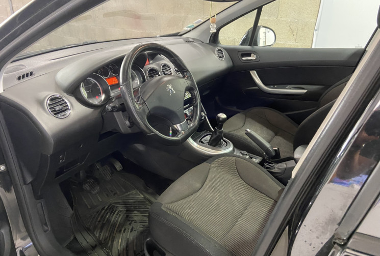Peugeot 308 1.6 HDI 90 STYLE TOIT PANORAMIQUE