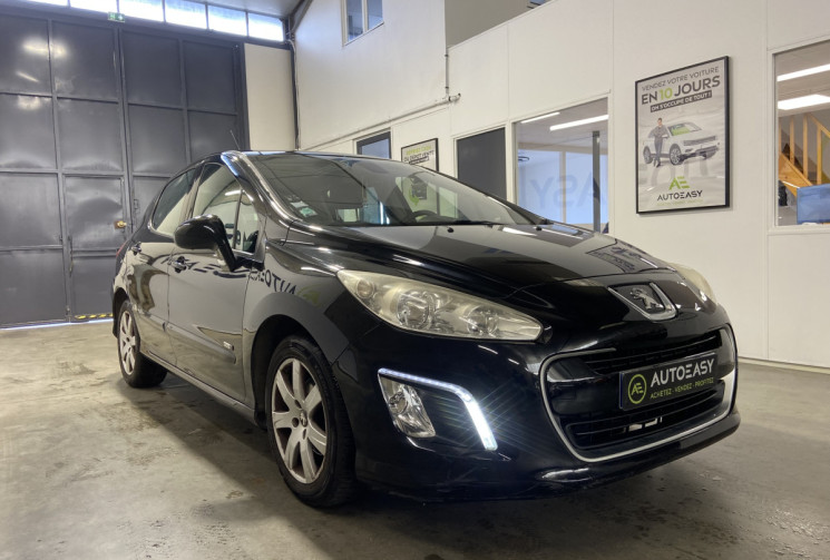 Peugeot 308 1.6 HDI 90 STYLE TOIT PANORAMIQUE