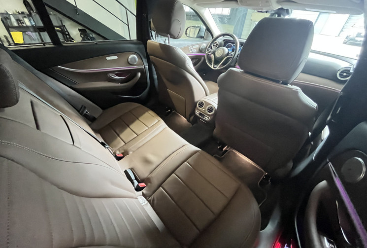 Mercedes CLASSE E 220 d 4MATIC EXCLUSIVE 194 ch/Suivi Mercedes/Burmester/Sièges chauffants AV/AR