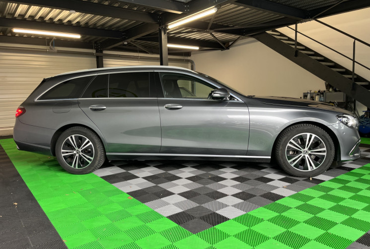 Mercedes CLASSE E 220 d 4MATIC EXCLUSIVE 194 ch / SUIVI MERCEDES / FULL OPTIONS / Vidange de boîte