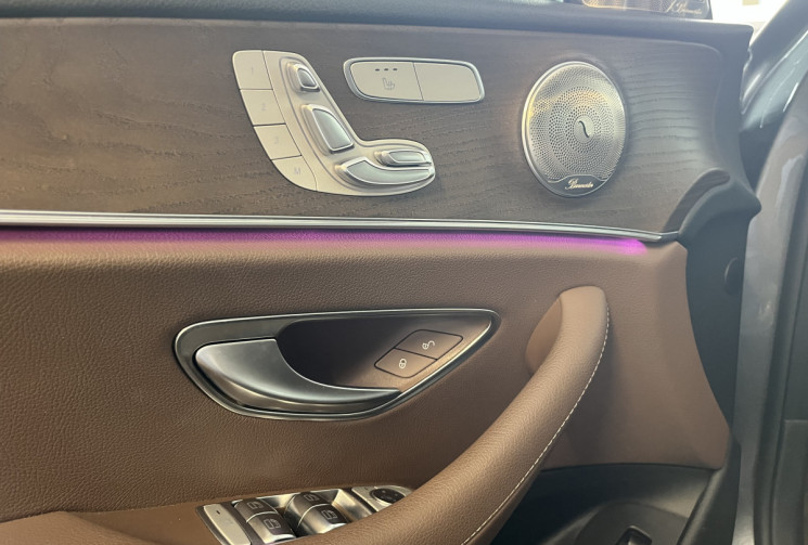 Mercedes CLASSE E 220 d 4MATIC EXCLUSIVE 194 ch/Suivi Mercedes/Burmester/Sièges chauffants AV/AR