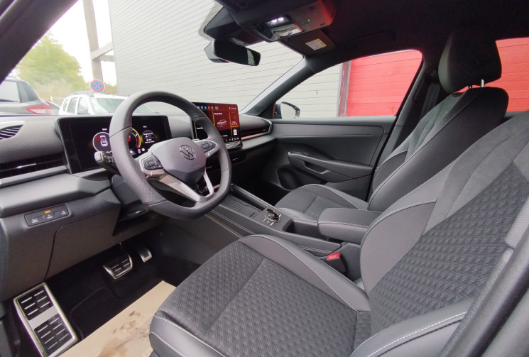 Volkswagen T-Roc 1.5 e-TSi 150 R-Line DSG7 *NEUF 2026