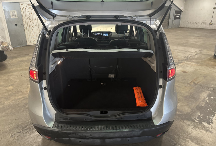 Renault Scénic  1.5 dCI 110 Edition Bose / Très bien entretenu / Semi-cuir / Régulateur / Radar AR