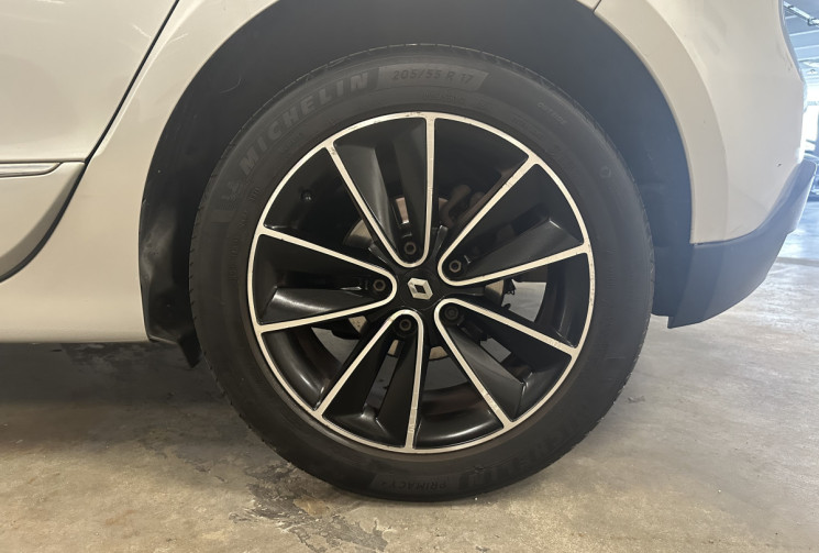 Renault Scénic  1.5 dCI 110 Edition Bose / Très bien entretenu / Semi-cuir / Régulateur / Radar AR