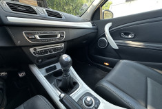 Renault Megane 3 Coupé 1.9 dCi 130ch FAP Monaco GP eco² Euro5