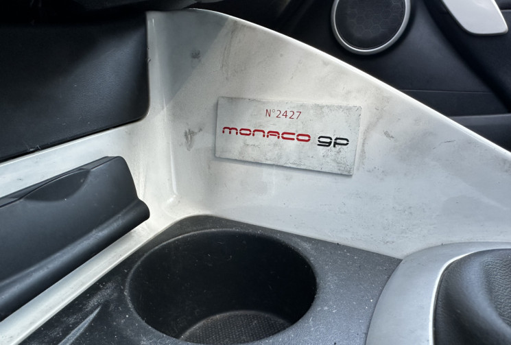 Renault Megane 3 Coupé 1.9 dCi 130ch FAP Monaco GP eco² Euro5