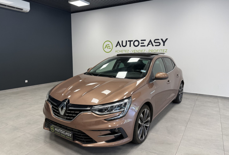 Renault Megane IV Phase 2 21B Intens Hatchback 1.5 Blue dCi 115 ch / Suivi complet Renault