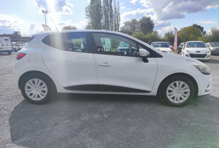 Renault Clio IV 1.5 DCI 75 CH BUSINESS DERIV VP 2 PLACES