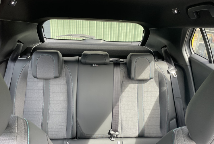 Peugeot 2008 1.5 BlueHDi 130ch S&S Allure EAT8