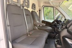 FIAT Ducato Phase II Fourgon 2.2 MJT 140 ch /  PAS DE TVA / Camera de recul / 1ere main