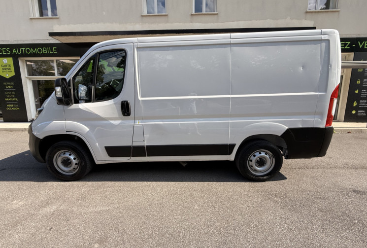 FIAT Ducato Phase II Fourgon 2.2 MJT 140 ch /  PAS DE TVA / Camera de recul / 1ere main