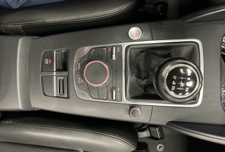 Audi A3 SPORTBACK AMBITION LUXE 2.0 TDI 150 ch / Suivie d'entretien