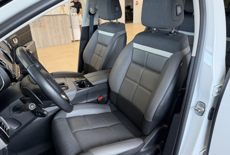 Citroën C5 Aircross 1.5 BLUEHDI EAT8 130 SHINE / ENTRETIEN CITROEN / CT VIERGE 
