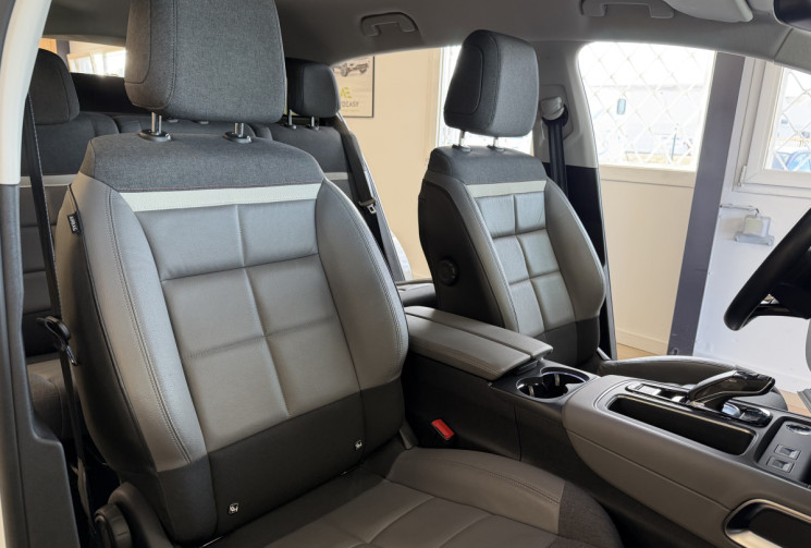 Citroën C5 Aircross 1.5 BLUEHDI EAT8 130 SHINE / ENTRETIEN CITROEN / CT VIERGE 
