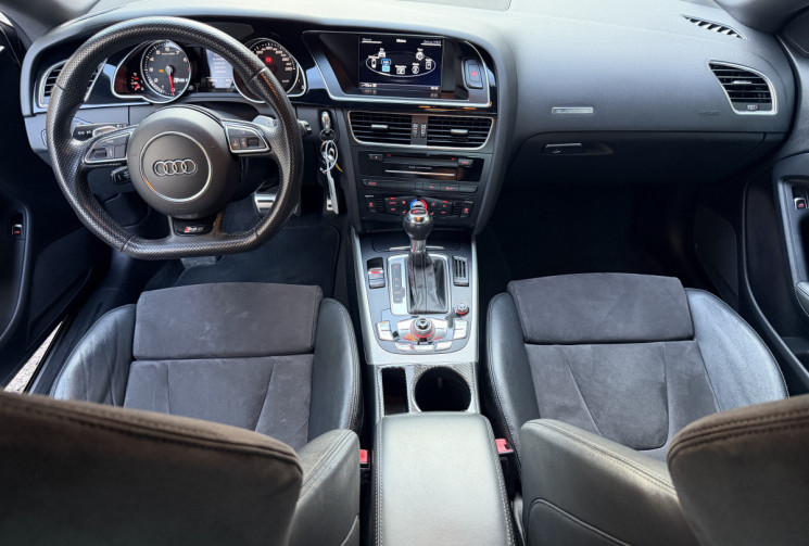 Audi RS5 Quattro Coupé 4.2 FSI V8 32V S-Tronic7 450 cv 