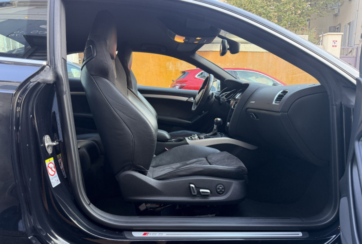 Audi RS5 Quattro Coupé 4.2 FSI V8 32V S-Tronic7 450 cv 