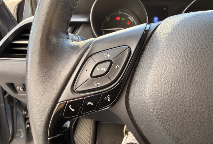 Toyota C-HR Edition Team Deutschland 1.8 VVT-i 122 cv Boite CVT * Carplay * Caméra * Relax * 1 Main