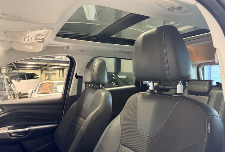 Ford Kuga 1.6 scti 180 ch titanium 4x4 bva