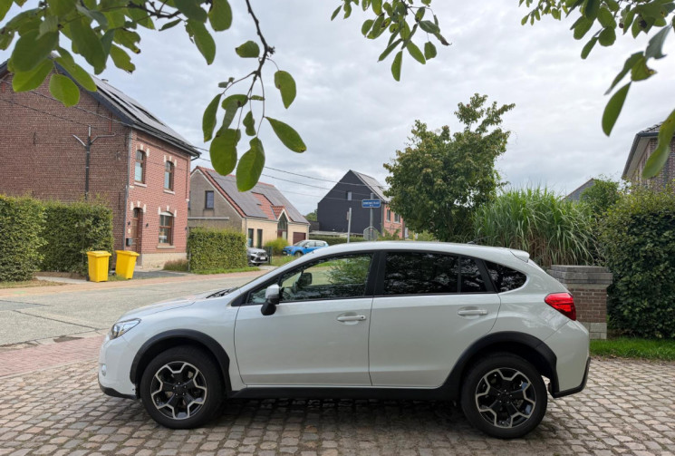 Subaru XV 2.0i 150CV 4x4 24900KM LUXURY 1ERE MAIN GARANTIE 12 MOIS 