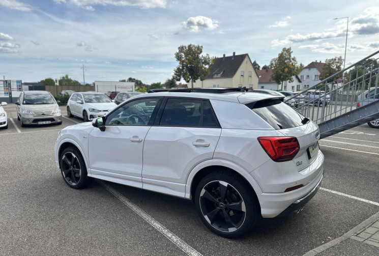 Audi Q2 35 TFSI 150ch COD S line S tronic 7 / Suivi Audi - Virtual cockpit 