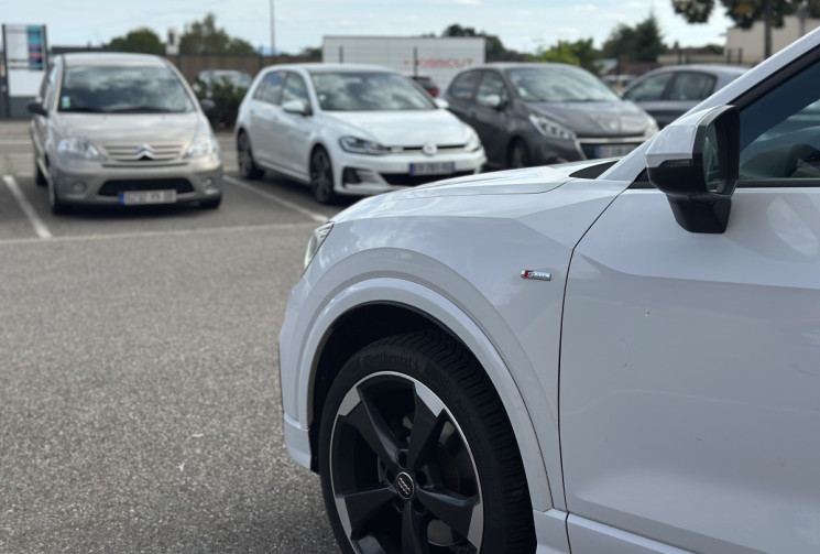 Audi Q2 35 TFSI 150ch COD S line S tronic 7 / Suivi Audi - Virtual cockpit 