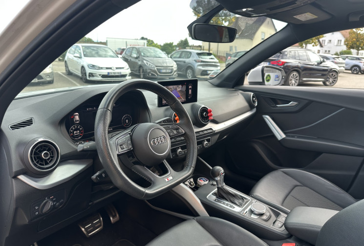 Audi Q2 35 TFSI 150ch COD S line S tronic 7 / Suivi Audi - Virtual cockpit 