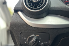 Audi Q2 35 TFSI 150ch COD S line S tronic 7 / Suivi Audi - Virtual cockpit 