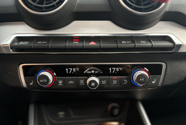 Audi Q2 35 TFSI 150ch COD S line S tronic 7 / Suivi Audi - Virtual cockpit 