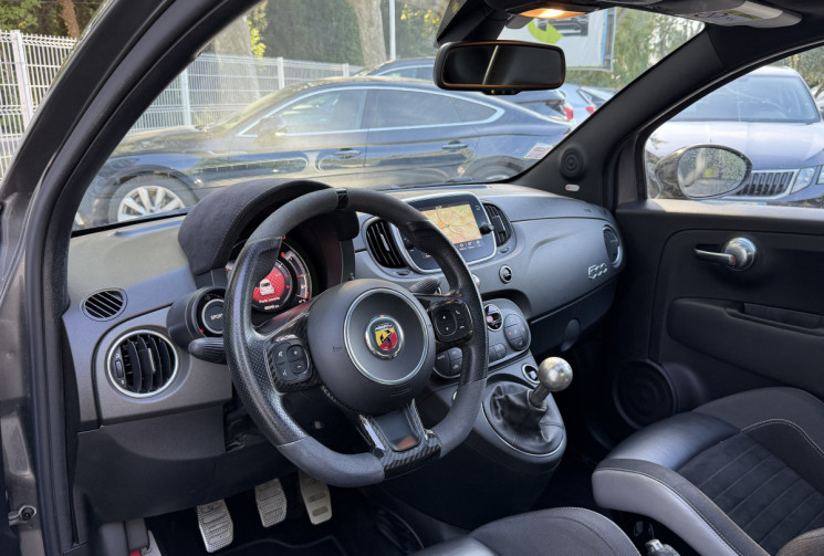 Abarth 500 595 1.4 T-Jet 180 Competizione / Pack Performance / Sabelt Carbone / Beats / Carplay / TO