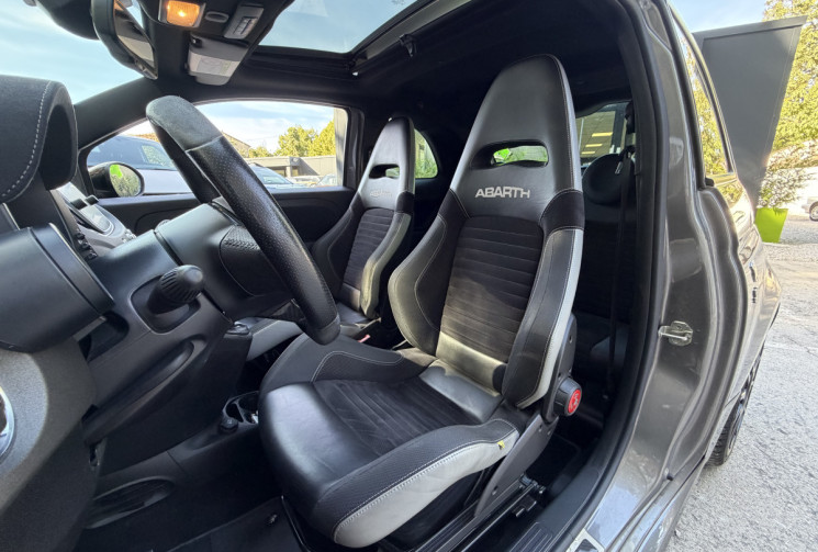 Abarth 500 595 1.4 T-Jet 180 Competizione / Pack Performance / Sabelt Carbone / Beats / Carplay / TO