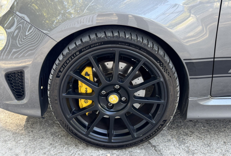 Abarth 500 595 1.4 T-Jet 180 Competizione / Pack Performance / Sabelt Carbone / Beats / Carplay / TO