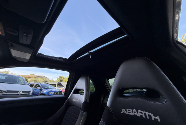 Abarth 500 595 1.4 T-Jet 180 Competizione / Pack Performance / Sabelt Carbone / Beats / Carplay / TO
