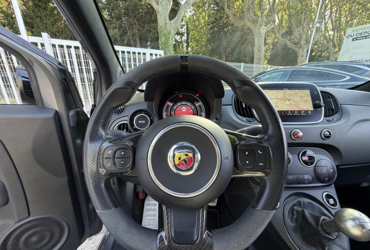 Abarth 500 595 1.4 T-Jet 180 Competizione / Pack Performance / Sabelt Carbone / Beats / Carplay / TO