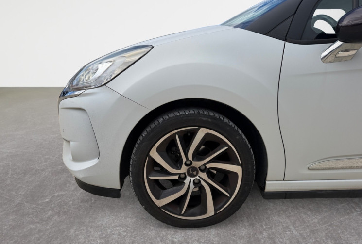 DS DS 3 1.2 EAT6 PURETECH GIVENCHY LE MAKEUP / CAMERA / CARPLAY
