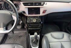 DS DS 3 1.2 EAT6 PURETECH GIVENCHY LE MAKEUP / CAMERA / CARPLAY / SIEGES CHAUFFANTS
