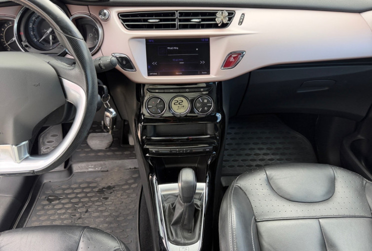 DS DS 3 1.2 EAT6 PURETECH GIVENCHY LE MAKEUP / CAMERA / CARPLAY