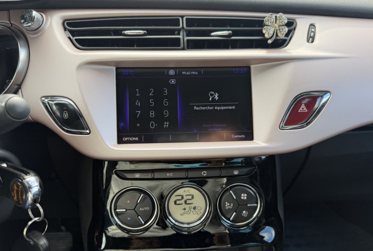 DS DS 3 1.2 EAT6 PURETECH GIVENCHY LE MAKEUP / CAMERA / CARPLAY