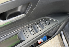 Peugeot 3008 1.5 BLUE HDI 130 ALLURE EAT8
