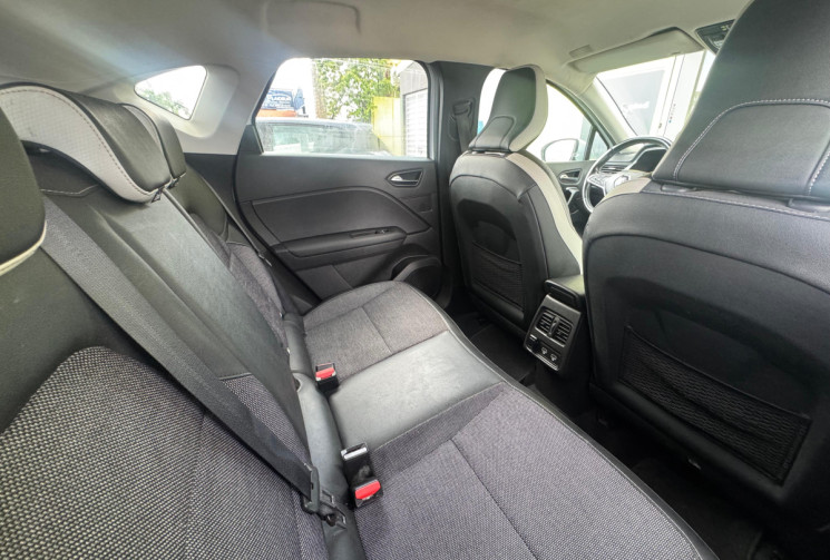 Renault Captur 1.3 TCe 16V GPF Mild Hybrid EDC7 S&S 140 cv// Boîte auto // Caméra de Recul AV et AR