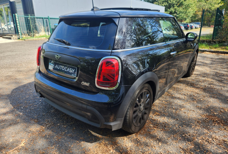 Mini Mini One 102ch Edition Camden BVA7 / Toit ouvrant