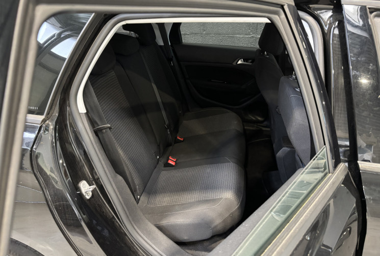 Peugeot 308 SW 1.5 BlueHDi 130 ch Allure EAT8 / Boîte automatique / CarPlay / Android Auto