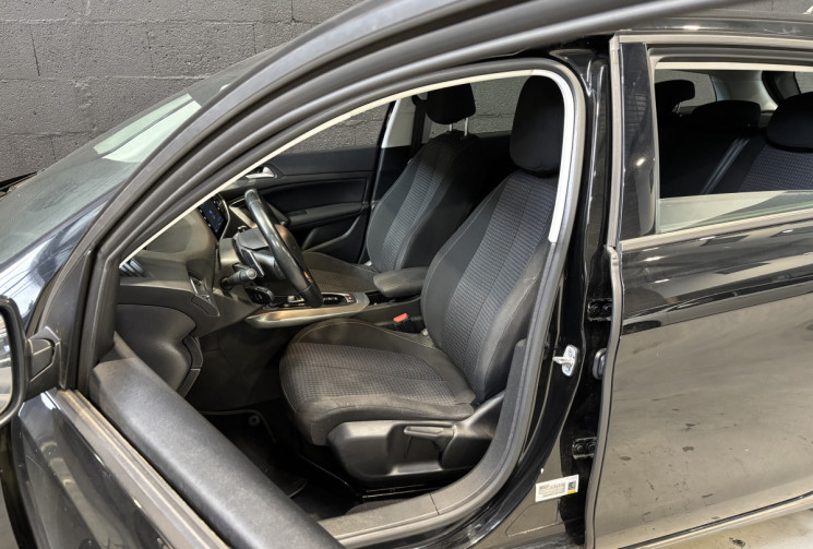 Peugeot 308 SW 1.5 BlueHDi 130 ch Allure EAT8 / Boîte automatique / CarPlay / Android Auto