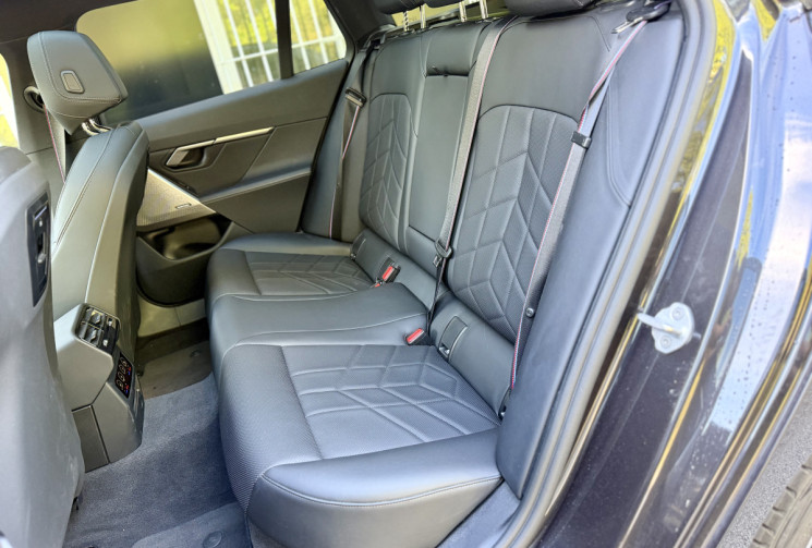 BMW SERIE 5 TOURING M Sport Pro 530e xDrive 299 G61 / FULL Options / 1ere main / TVA apparente 